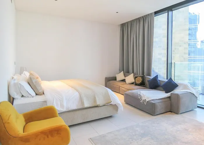 Luxury Living , Beautiful Layout