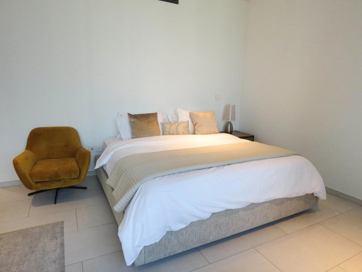 Luxury Living , Beautiful Layout Apartment Dubai